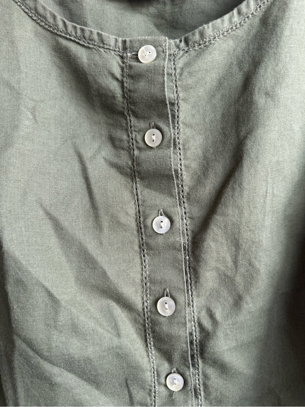 Eddie Bauer Cotton/Linen Button-Front Olive Tank Top - Picture 3 of 5